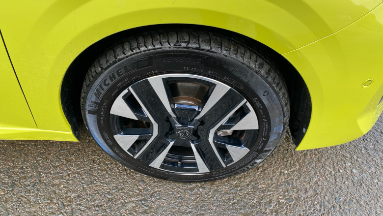 Peugeot 208 1.2 Hybrid 100 Allure 5dr e-DSC6 Petrol Hatchback